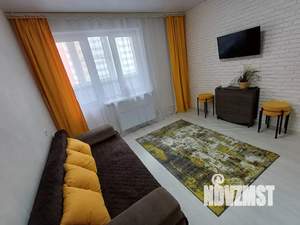 Студия квартира, посуточно, 28м2, 3/10 этаж