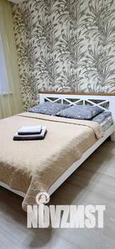 1-к квартира, посуточно, 42м2, 3/9 этаж