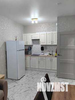 1-к квартира, посуточно, 40м2, 2/8 этаж