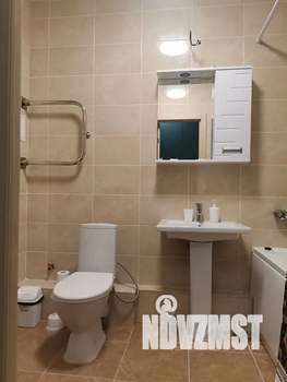Студия квартира, посуточно, 25м2, 1/19 этаж