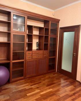 3-к квартира, на длительный срок, 147м2, 3/6 этаж