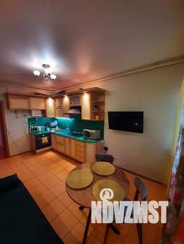 1-к квартира, посуточно, 60м2, 1/3 этаж