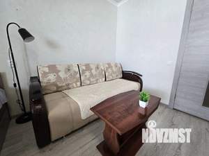 2-к квартира, посуточно, 48м2, 1/1 этаж