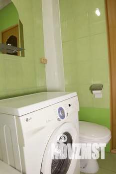 1-к квартира, посуточно, 40м2, 5/5 этаж