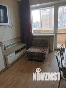 Студия квартира, посуточно, 42м2, 10/12 этаж