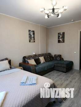 1-к квартира, посуточно, 35м2, 2/17 этаж