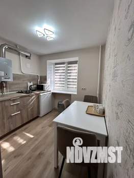 1-к квартира, посуточно, 30м2, 2/4 этаж