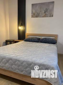 Студия квартира, посуточно, 36м2, 11/20 этаж