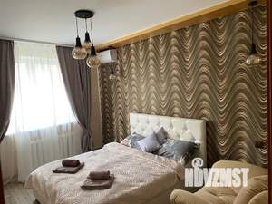 2-к квартира, посуточно, 55м2, 1/17 этаж