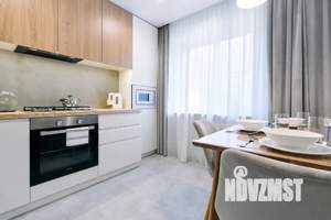 1-к квартира, посуточно, 42м2, 4/10 этаж