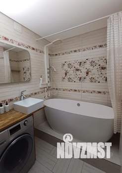 2-к квартира, посуточно, 70м2, 12/17 этаж