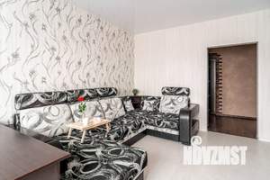 1-к квартира, посуточно, 61м2, 1/1 этаж