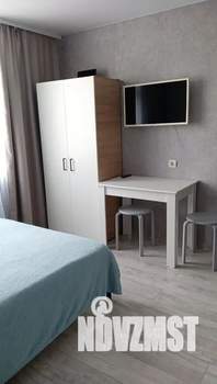 Студия квартира, посуточно, 17м2, 5/10 этаж