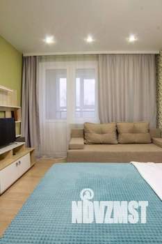 1-к квартира, посуточно, 35м2, 1/1 этаж