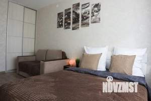 1-к квартира, посуточно, 38м2, 1/1 этаж