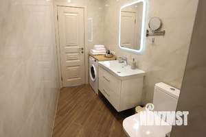 Студия квартира, посуточно, 38м2, 1/4 этаж