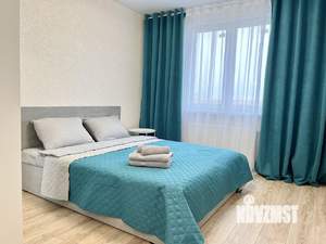 1-к квартира, посуточно, 40м2, 11/18 этаж