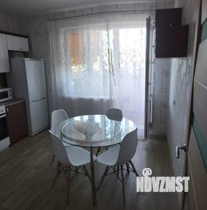 1-к квартира, посуточно, 45м2, 7/17 этаж