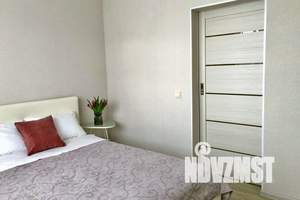 2-к квартира, посуточно, 42м2, 15/17 этаж