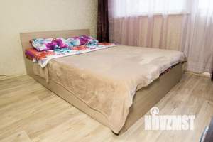 1-к квартира, посуточно, 40м2, 3/5 этаж