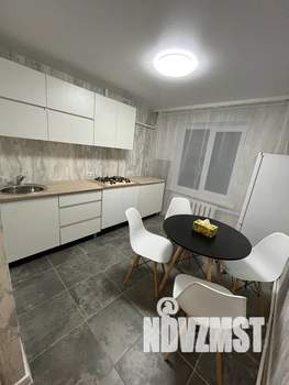 2-к квартира, посуточно, 50м2, 1/9 этаж