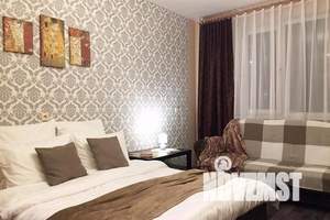 1-к квартира, посуточно, 42м2, 7/17 этаж