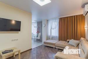 1-к квартира, посуточно, 50м2, 1/1 этаж