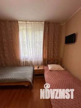 2-к квартира, посуточно, 40м2, 1/2 этаж