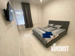 1-к квартира, посуточно, 45м2, 1/10 этаж