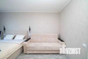 1-к квартира, посуточно, 42м2, 8/10 этаж