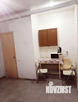 2-к квартира, посуточно, 27м2, 1/2 этаж