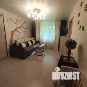 2-к квартира, посуточно, 46м2, 1/5 этаж