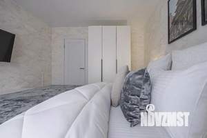 1-к квартира, посуточно, 61м2, 1/1 этаж