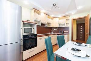 2-к квартира, посуточно, 68м2, 1/1 этаж