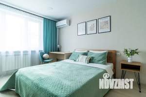 1-к квартира, посуточно, 42м2, 8/17 этаж