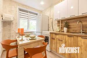 1-к квартира, посуточно, 55м2, 1/1 этаж