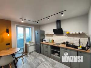 Студия квартира, посуточно, 36м2, 13/14 этаж