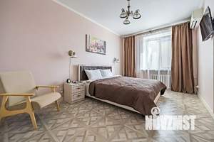 2-к квартира, посуточно, 50м2, 1/1 этаж