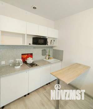 Студия квартира, посуточно, 30м2, 10/10 этаж