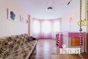 3-к квартира, посуточно, 89м2, 1/1 этаж
