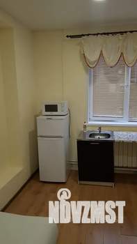 Студия квартира, посуточно, 18м2, 1/4 этаж