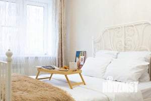 2-к квартира, посуточно, 70м2, 1/1 этаж