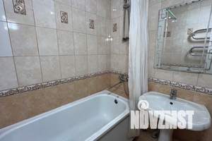 2-к квартира, посуточно, 50м2, 2/5 этаж