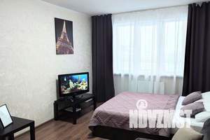 1-к квартира, посуточно, 42м2, 6/18 этаж