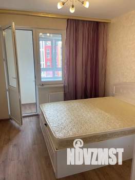 1-к квартира, посуточно, 37м2, 9/10 этаж