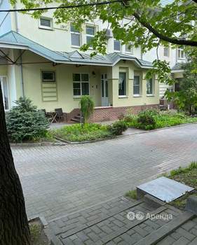 5-к квартира, на длительный срок, 300м2, 1/4 этаж