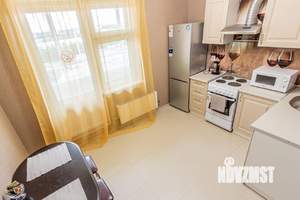 1-к квартира, посуточно, 43м2, 1/1 этаж