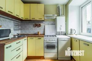 Студия квартира, посуточно, 38м2, 4/5 этаж