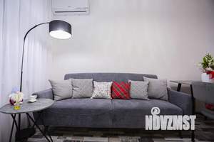 1-к квартира, посуточно, 42м2, 6/18 этаж