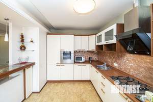 2-к квартира, на длительный срок, 105м2, 5/8 этаж